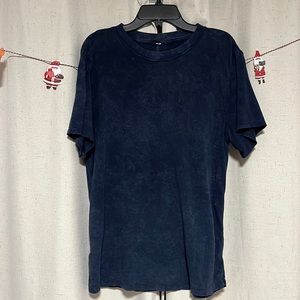 Lululemon Woman's T-shirt (all your tee)